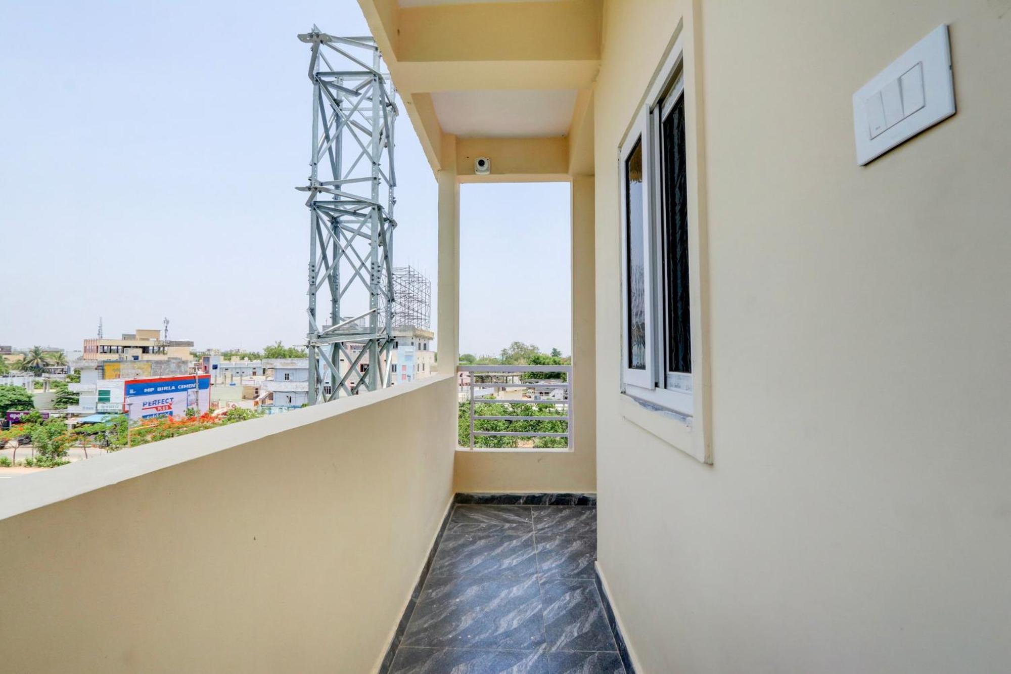 Hotel O Gk Grand Bibinagar Exterior foto